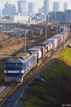 梅田ビル群バック