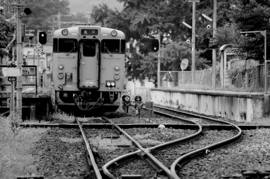 ローカル駅の風景 ①