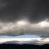 明日は雨