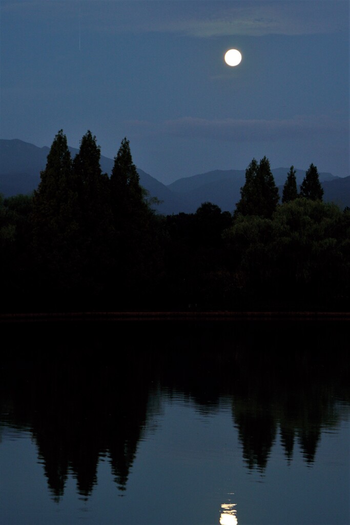 残月