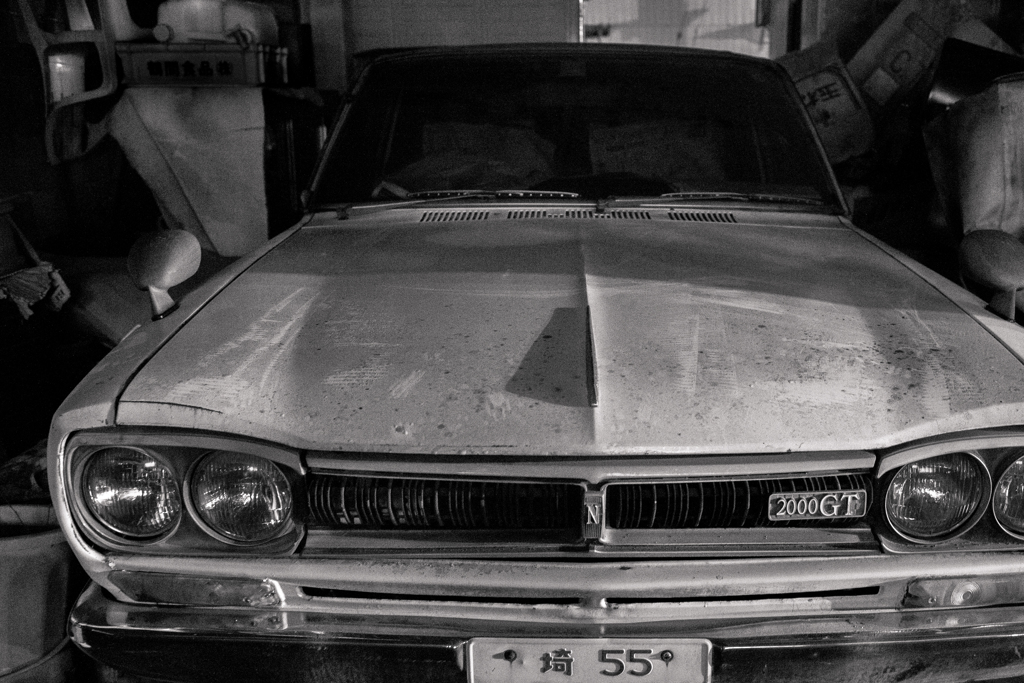 眠るSKYLINE2000GT
