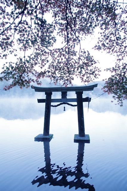 金鱗湖