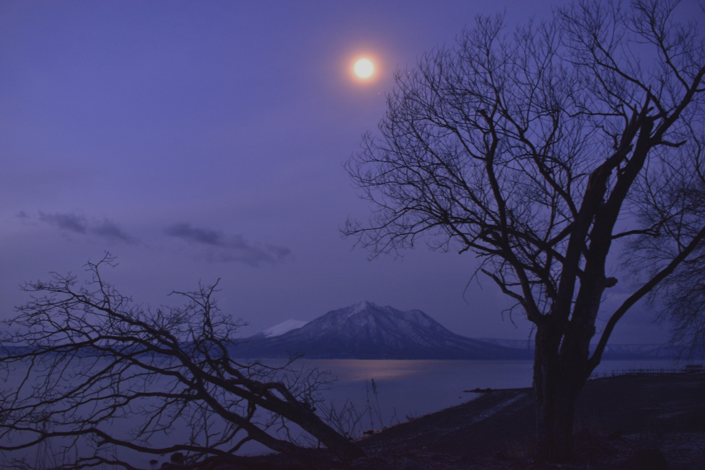 支笏湖夜明け前
