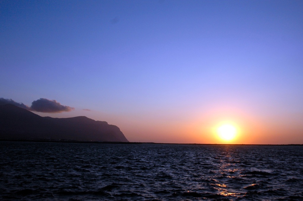 日本海の夕陽