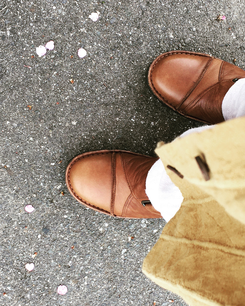 9C2AE151-B83A-4B28-B658-DF0A26A57367