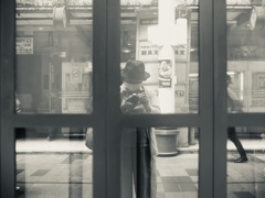 ほんの束の間の