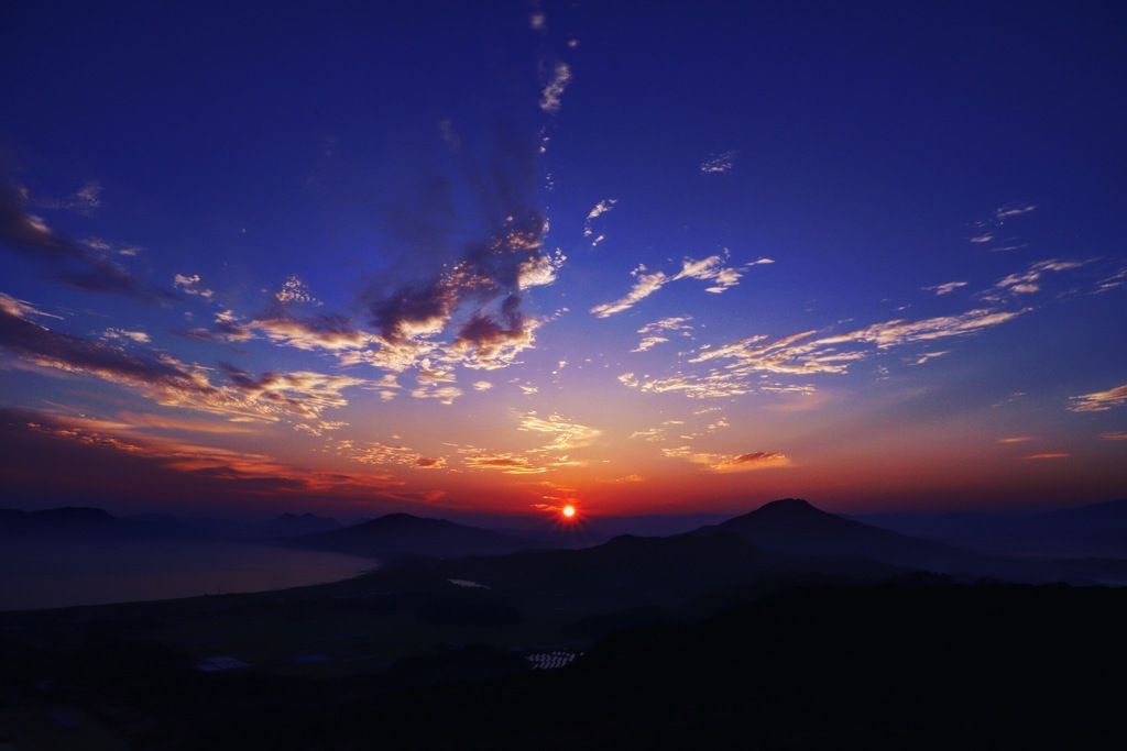 福岡の立石山から見た日の出