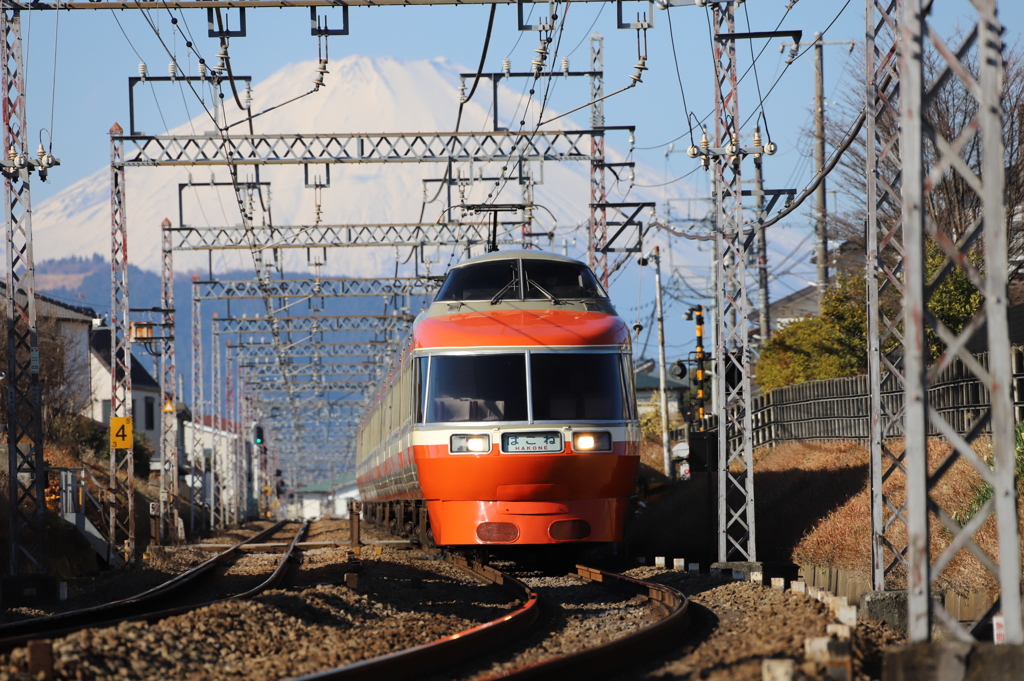 富士山とロマンスカーLSE