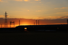 新幹線　朝日のシルエット