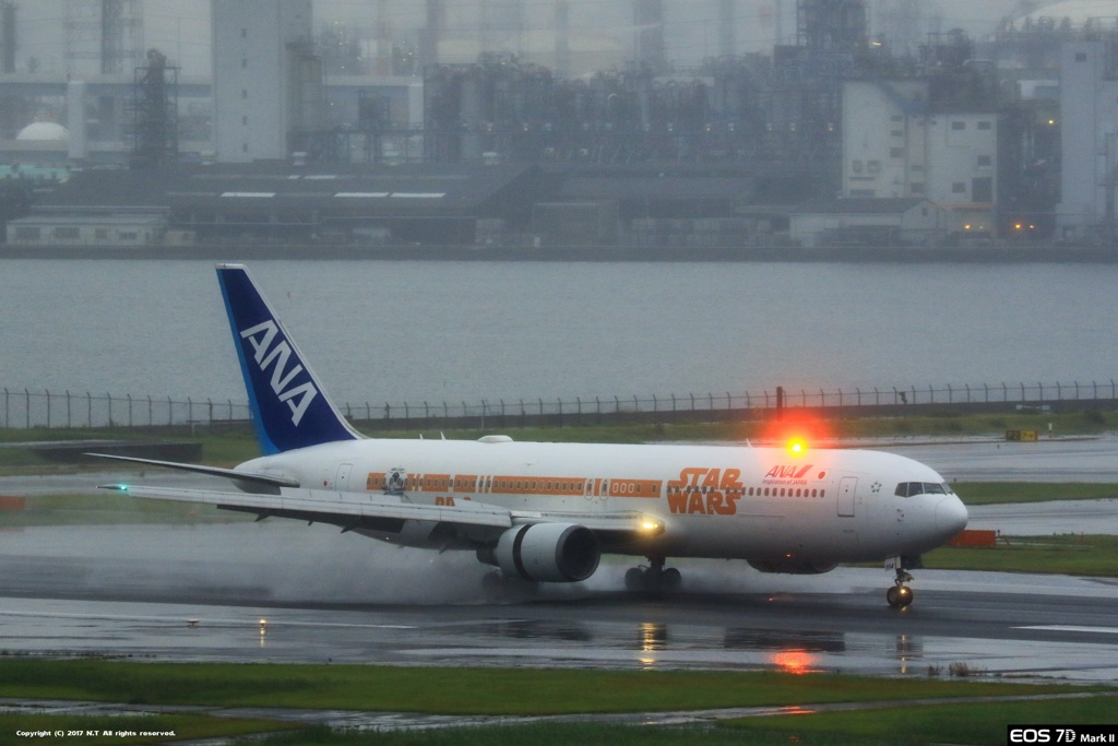 雨の日は空港へ！