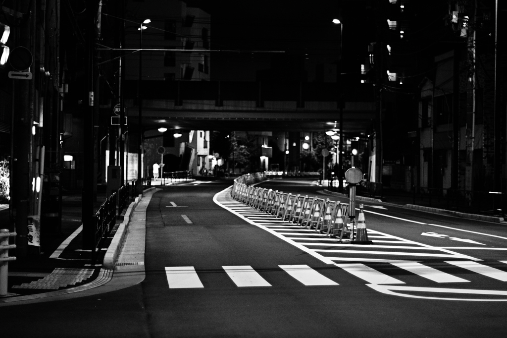 夜のしじま