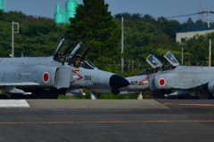 暑い中、おつかれさまです。