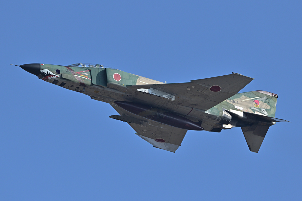  RF-4E Phantom II 57-6907　