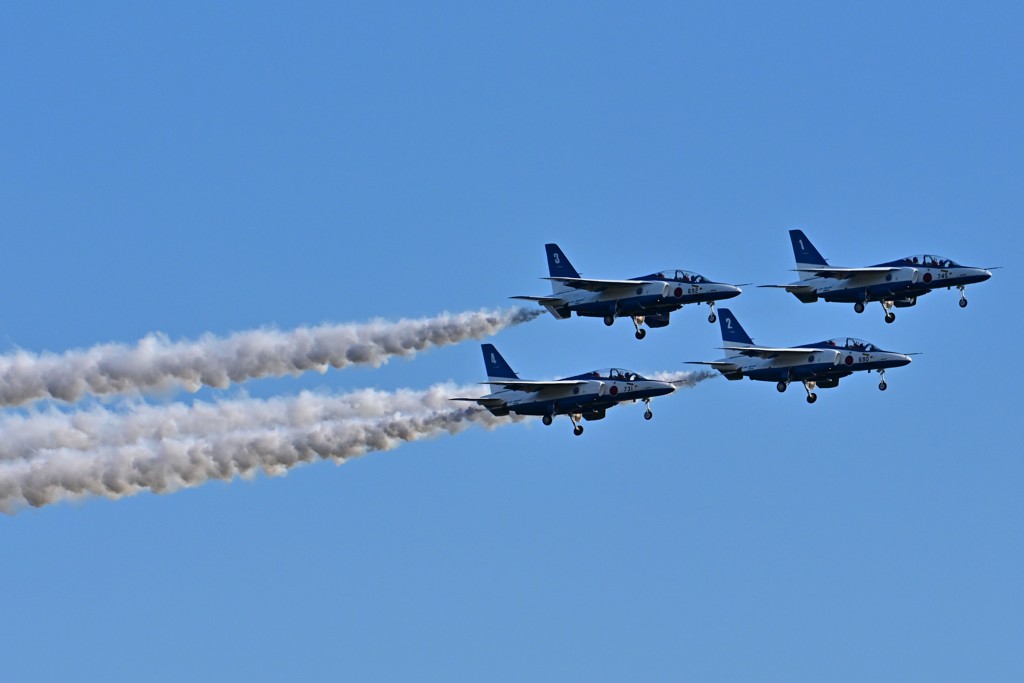 Blue and blue 4