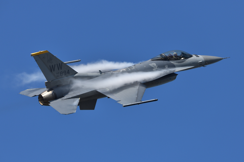 F-16