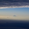 雲間より富士