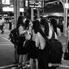 帰宅のプラットホーム