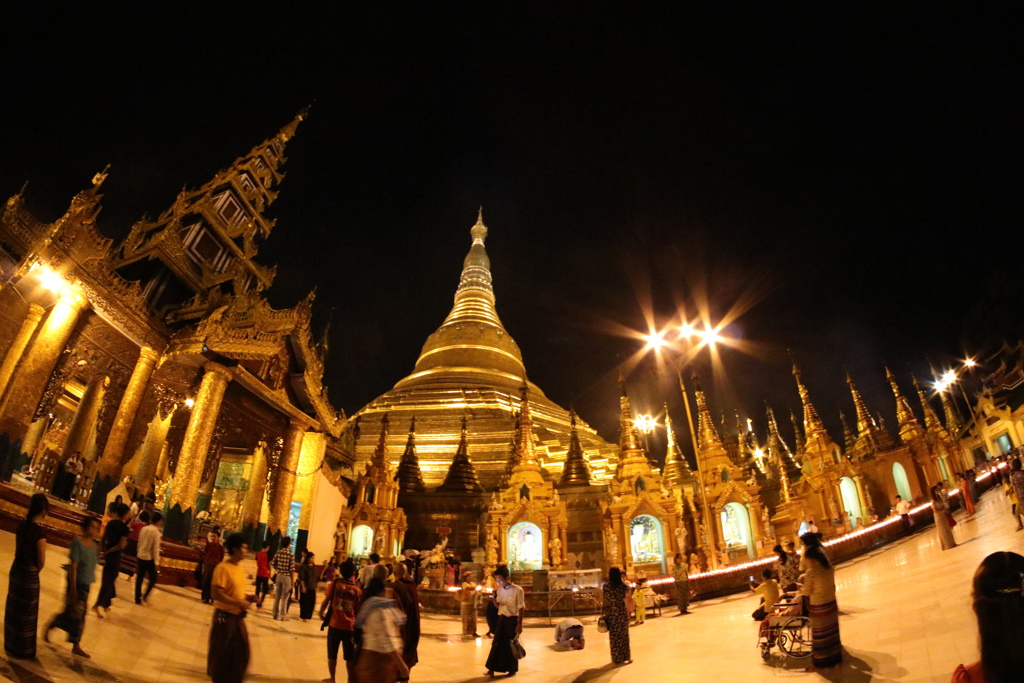 ミャンマー　シュエダゴンパゴダ　 Shwedagon Pagoda