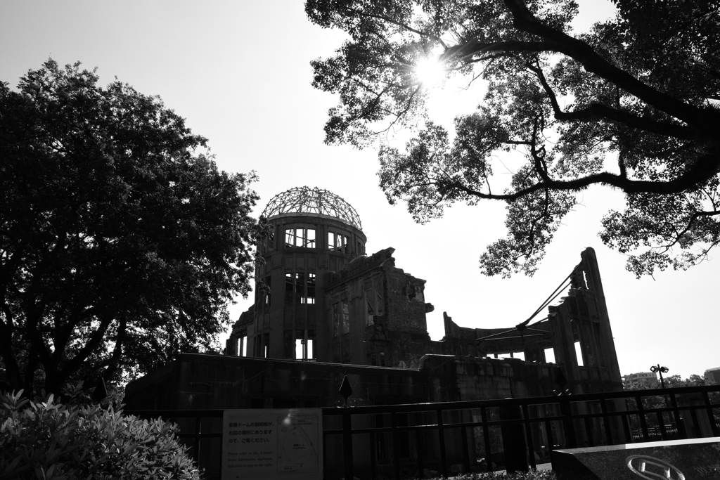 原爆ドーム　広島