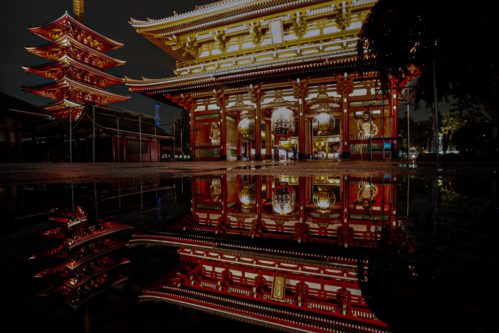 浅草寺リフレクション