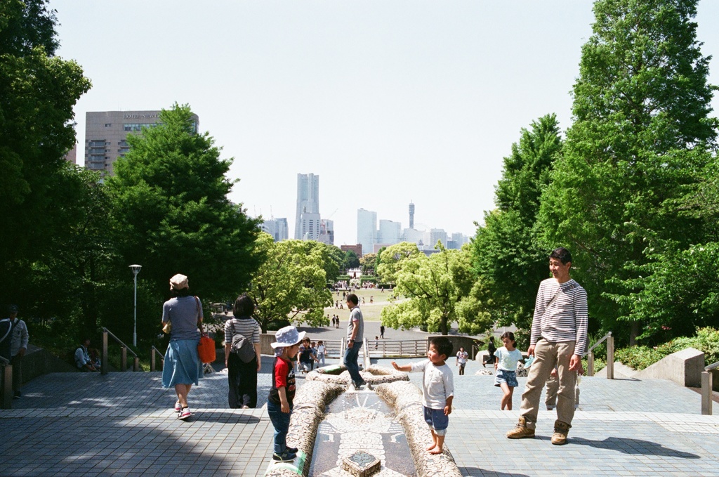 山下公園(フィルム) もう夏のようです。