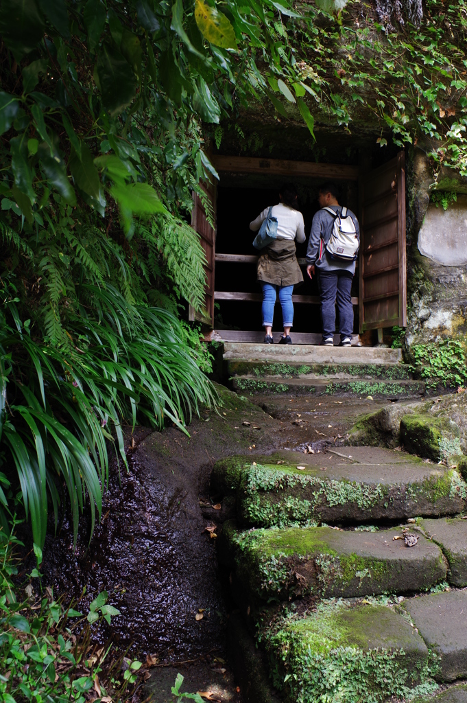 Kamakura散歩  海蔵寺近く 16の井戸 入口