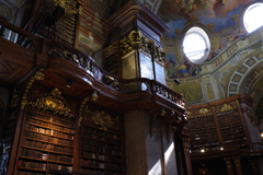 ウィーン 国立図書館 美しい