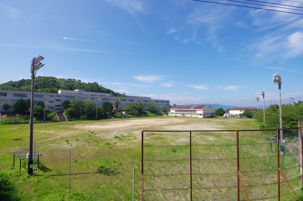 長崎 池島観光 学生が2人しかいないあ小・中学校