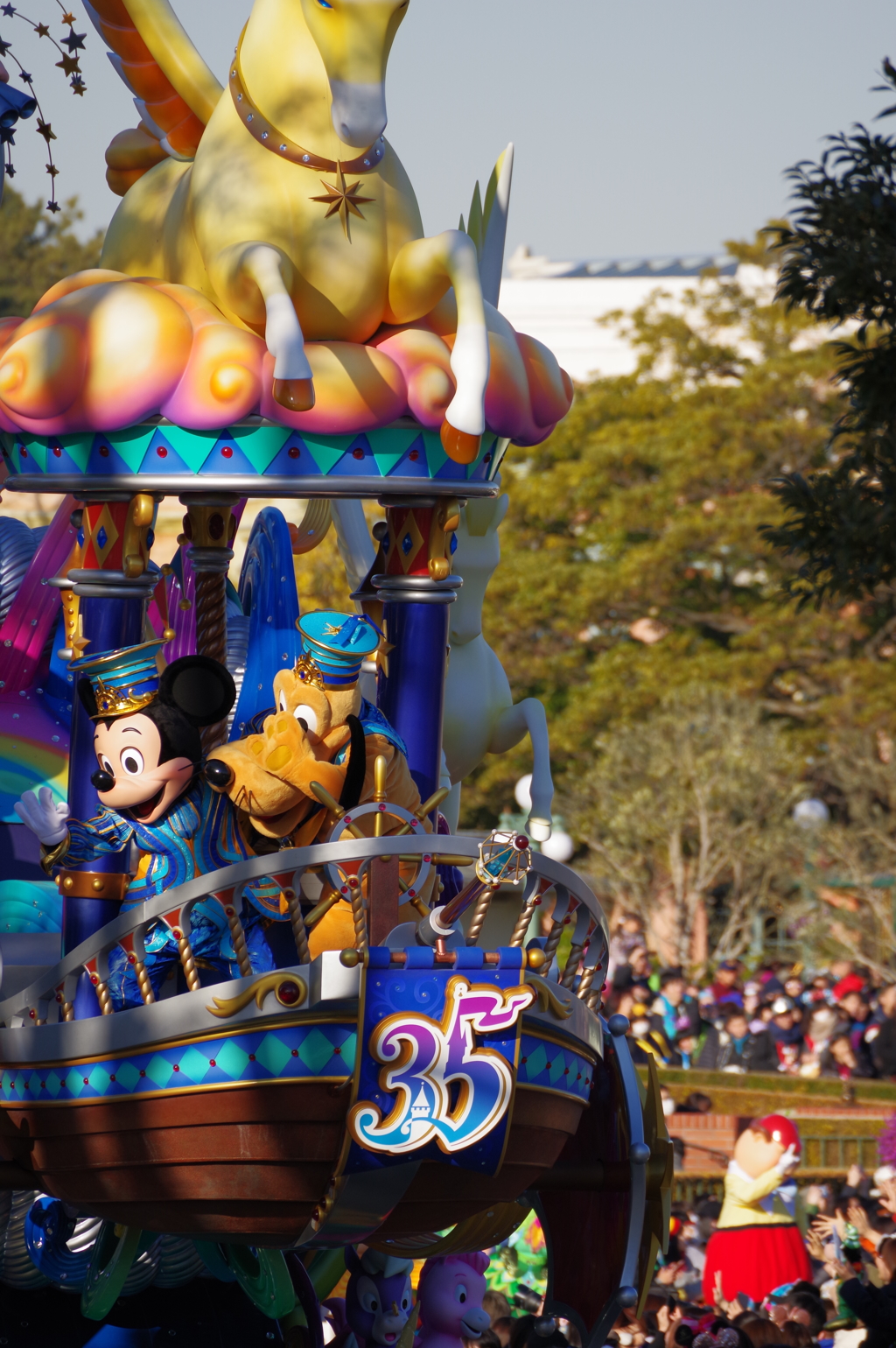 初ディズニーランド パレード２