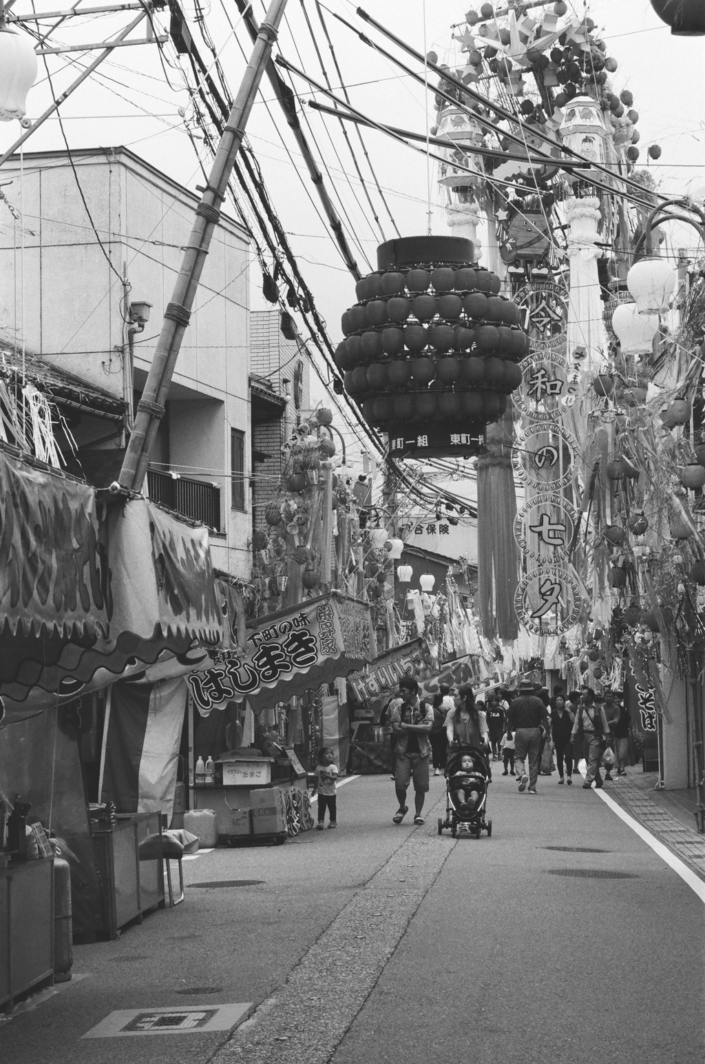 白黒フィルムで散歩 　七夕祭