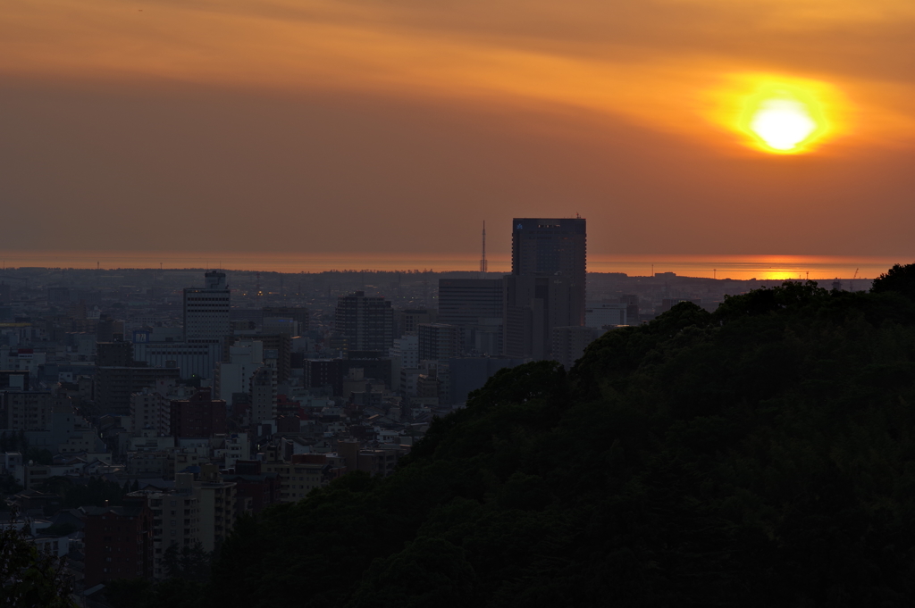 金沢 卯辰山夕方