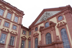 ドイツ Mannheim お城兼大学 おしゃれすぎる大学です。