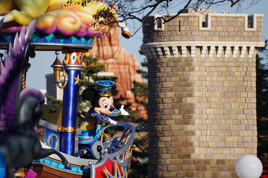 初ディズニーランド パレード