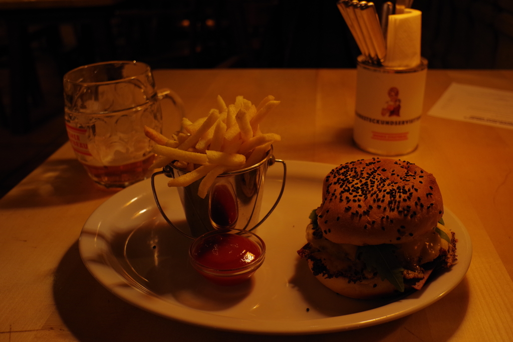 ウィーン1日目 Wiener stadtbräu オリジナルハンバーガー