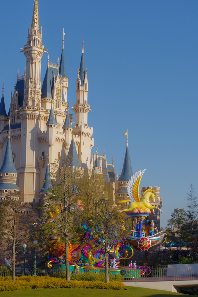 初ディズニーランド パレード