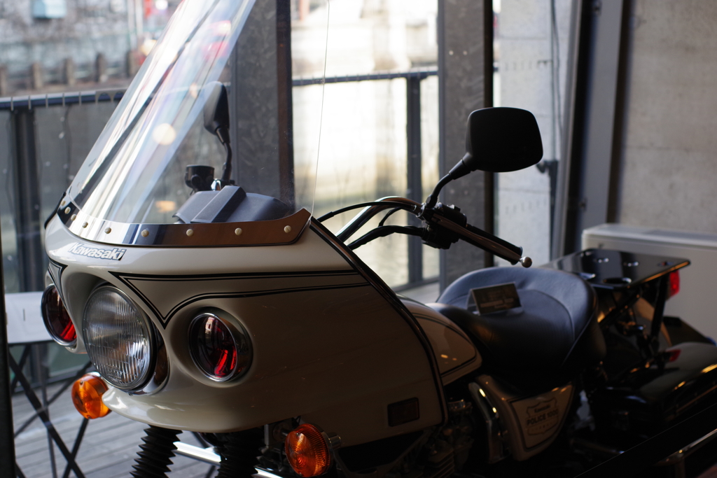 秋葉原散歩　 Kawasakiの古いバイク