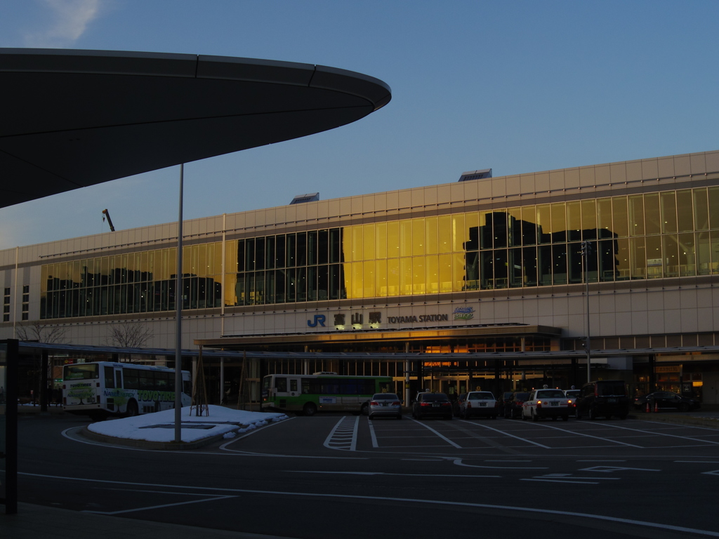 TOYAMA 駅！