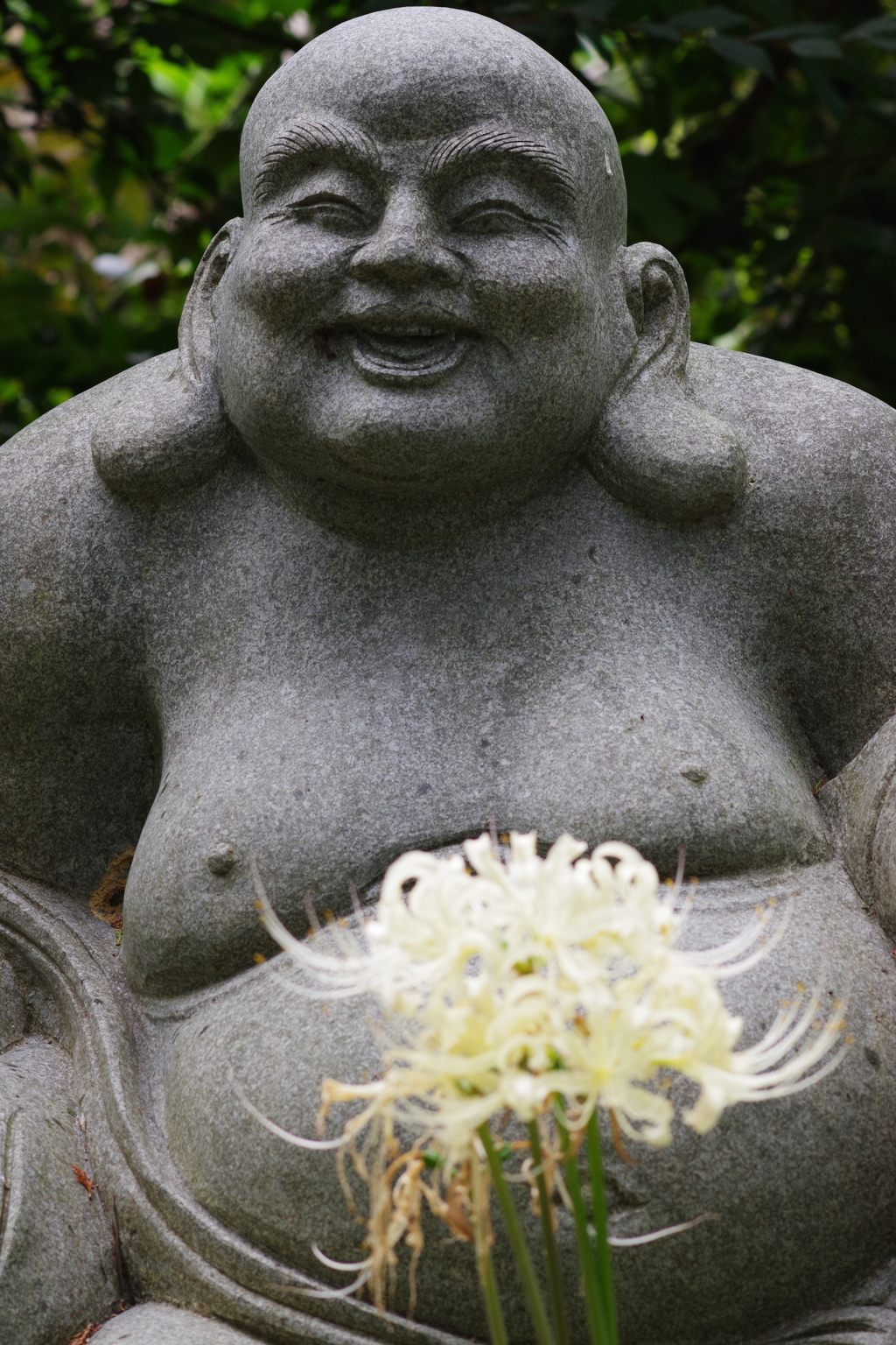 布袋様と彼岸花