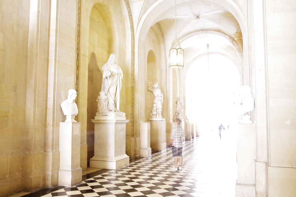 ヴェルサイユ宮殿 彫刻と大理石と光