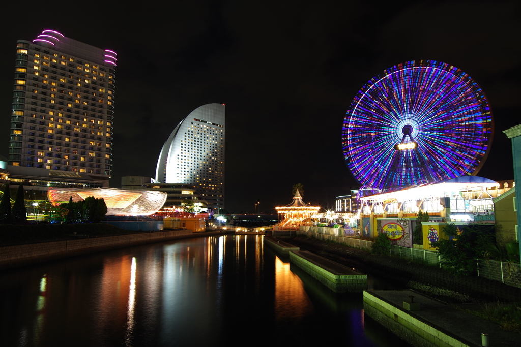 夜景を撮ってみよう! みなとみらいのちょっとした遊園地