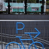 P→