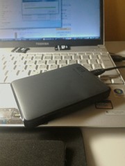 ただいまデータ転送中　スマホ→ＰＣ→ちびＨＤ