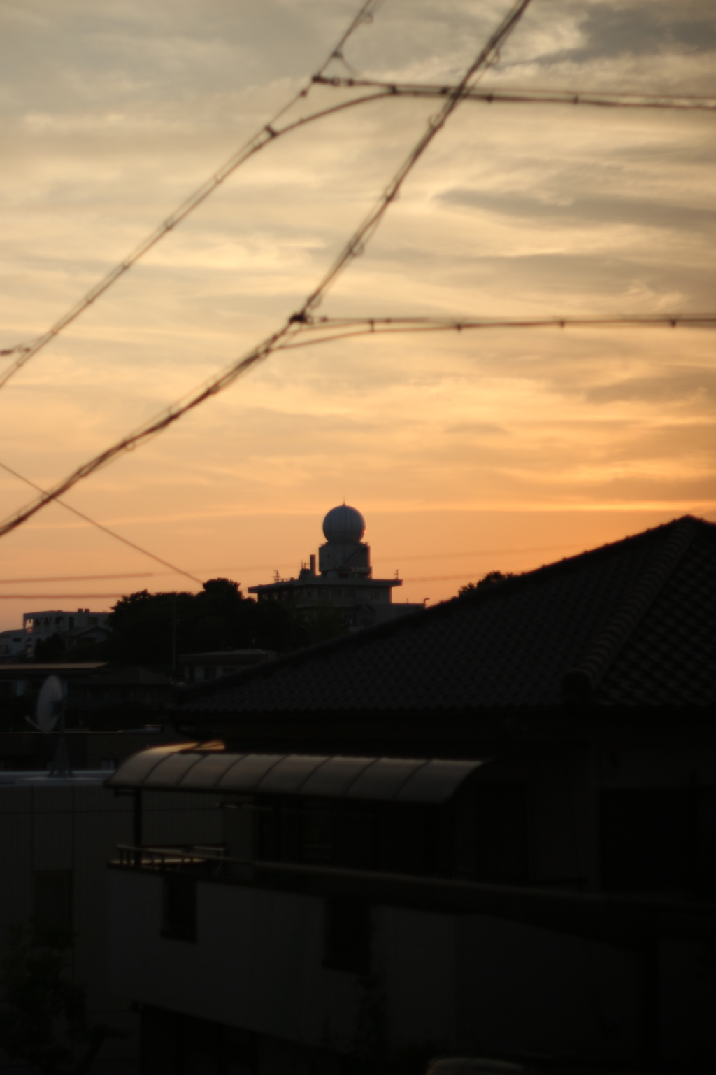 名古屋地方気象台　夕日