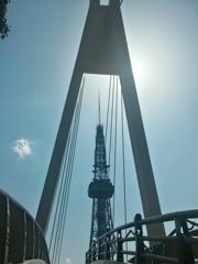 テレビ塔とセントラルブリッジ　スマホ撮影