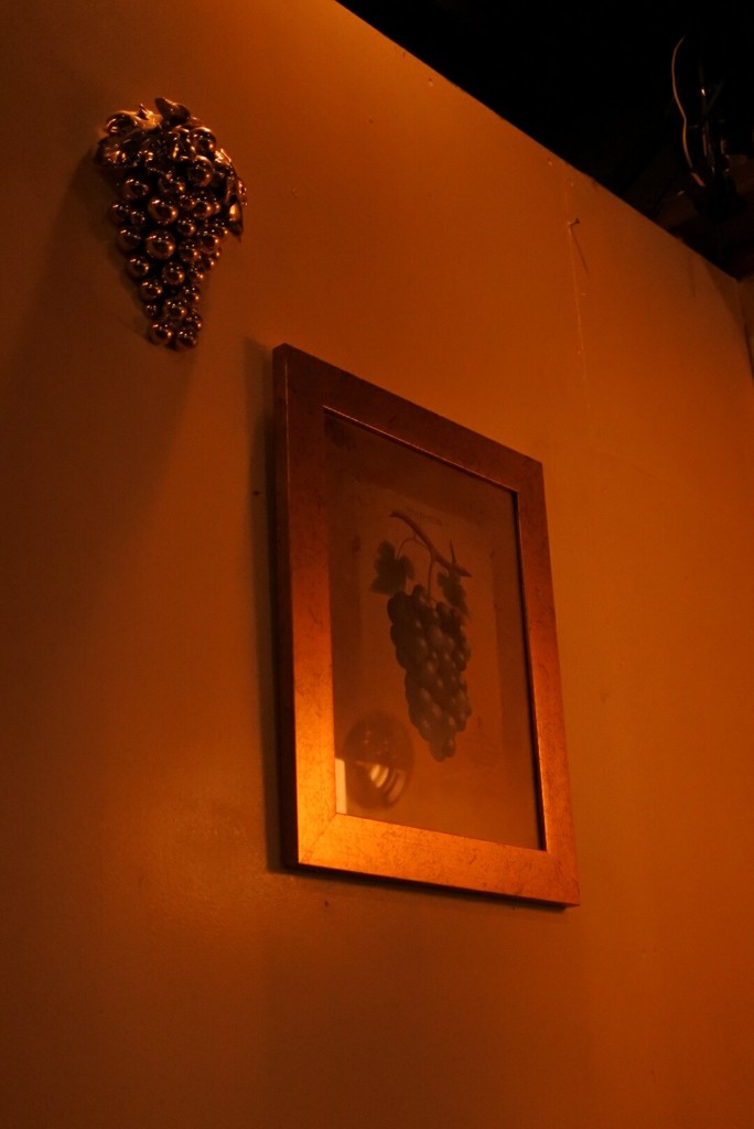 レストランの絵　ぶどう