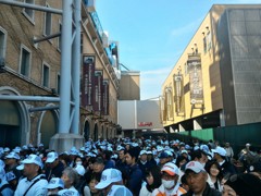 WE  ARE TOHO  甲子園アルプス入場　スマホ撮影（汗）