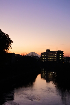 下流を求めて