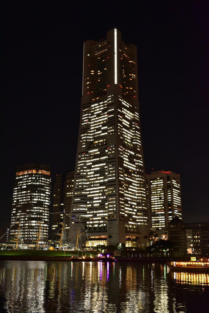 近未来の夜