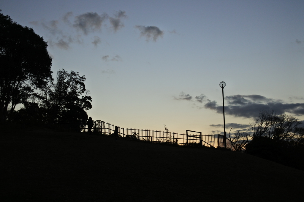 夕焼けの見える道