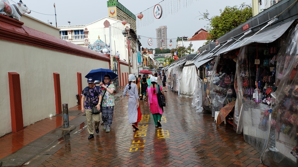 前衛的雨具